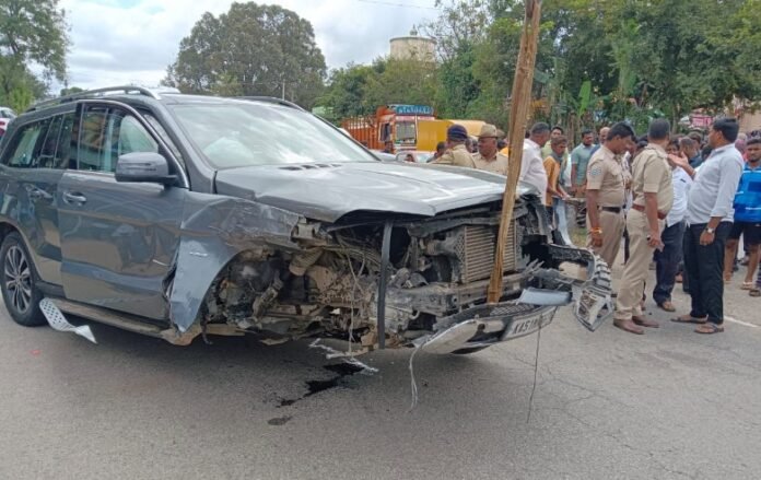 2712 mysuru-accident2