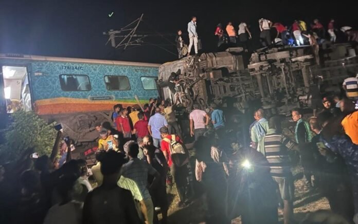 coromandal-express-accident-5