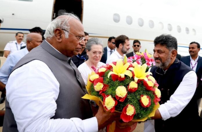 mallikarjun-kharge-bluru-meeting-1