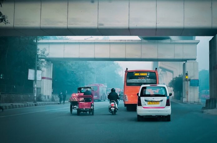 delhi-traffic-dp
