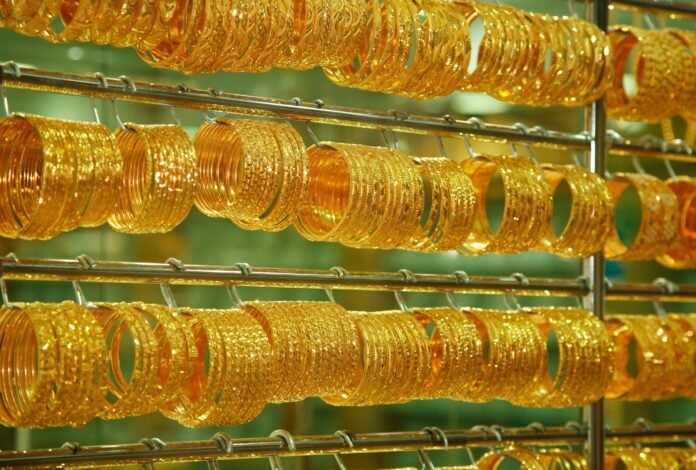 dhanteras-gold-shopping-6