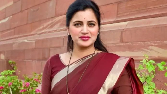 Amravati MP Navneet Rana-1